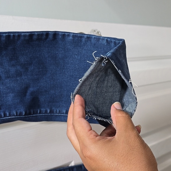 Vineyard Vines Jeans - Picture 6 of 15